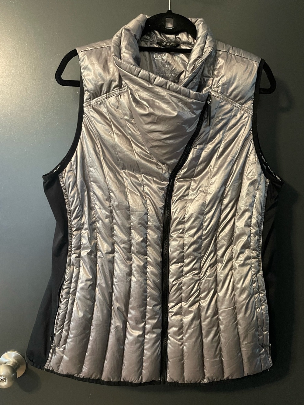 Calvin Klein Performance Silver Metallic Quilted Down Puffer Vest 1X